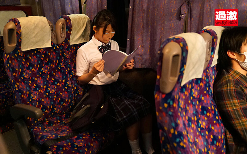 夜行バスで声も出せずイカされた隙に生ハメされた女はスローピストンの痺れる快感に理性を失い中出しも拒めない 女子○生限定11 イク寸前のチ○ポに発情する腰振り娘SP