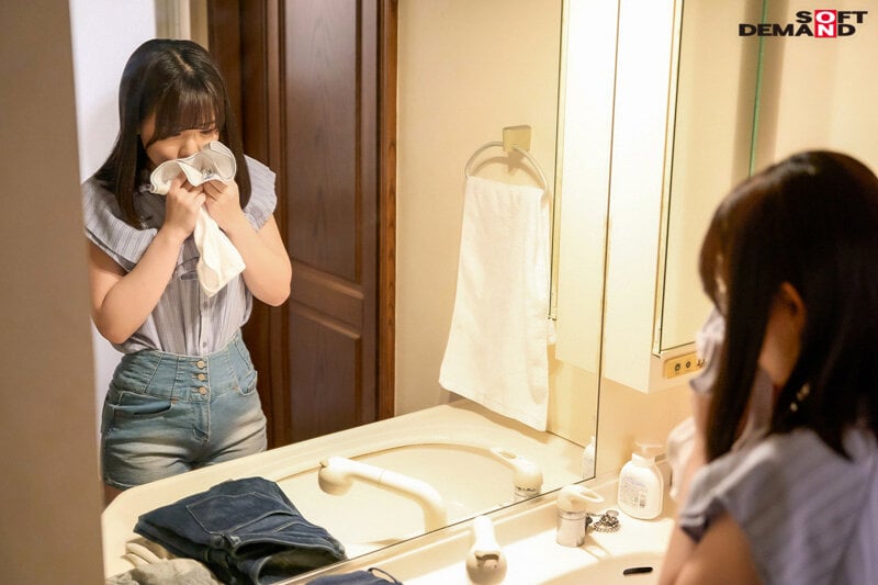 10年ぶり姉弟風呂。勃起を抑えきれなかった童貞弟と巨乳姉はほぼ毎日SEXしている。 桃色かぞくVOL.35 柏木こなつ