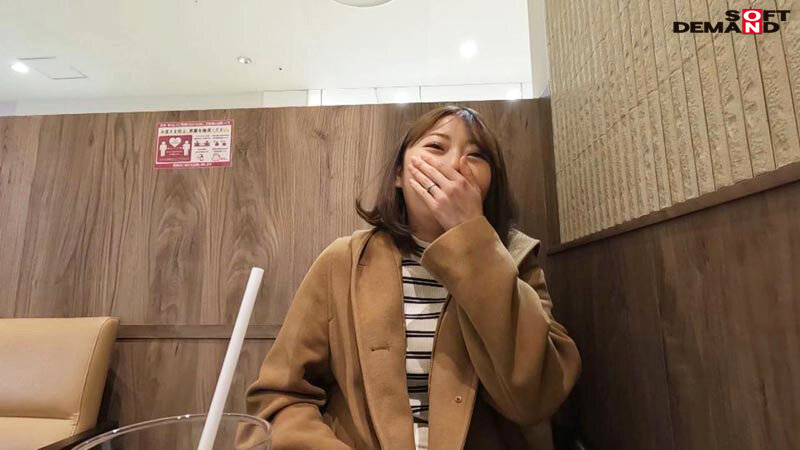 おっとり優しそうな和菓子屋パートさんの本性は’発情牝妻’ 小橋由希 35歳 第二章 近所のラブホテルに籠もって舐めて舐められ代わるがわる複数の男とセックスに溺れる背徳休日