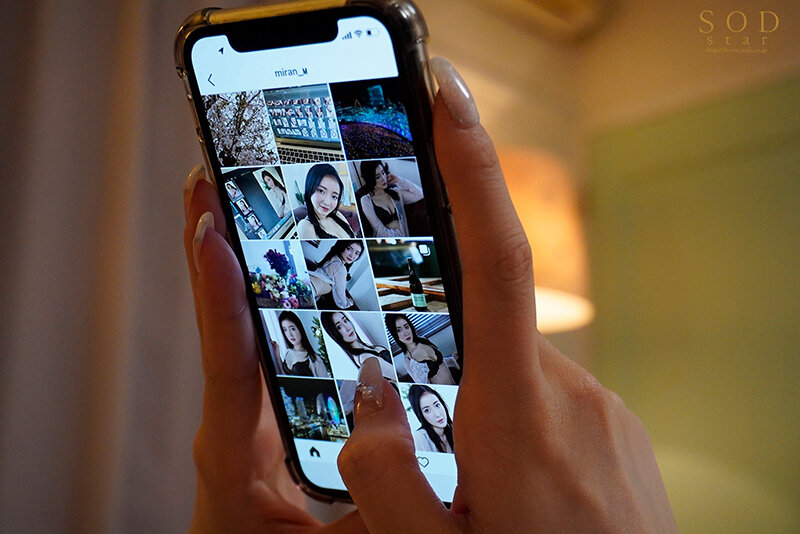 イ●スタで人気のランジェリーモデルが、オジサンカメラマンとのスキャンダル不倫性交。 鈴原みらん