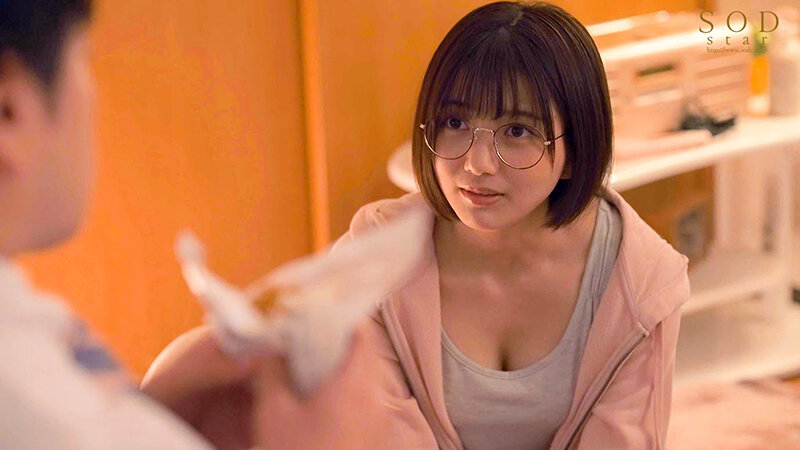 普段は控えめなのにエッチになると腰使いがヤバい!騎乗位が得意な年下彼女とハメまくって精子空っぽ! 星乃莉子