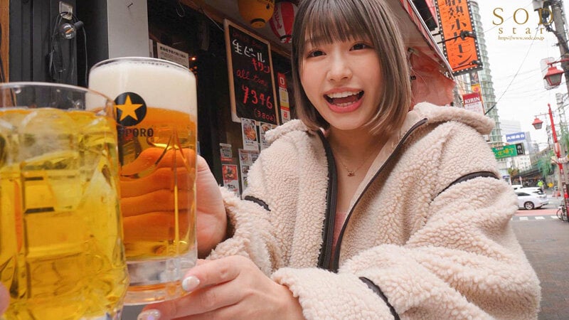 「5周年だし全部見せちゃうね(ハート)」よく食べよく飲むまひろの本音ときゅんな素顔が満載!2人きりでほろ酔いはしごハメ! 唯井まひろ