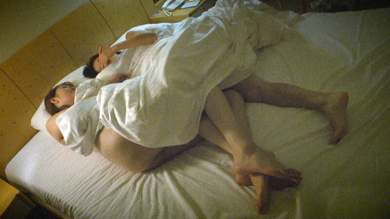 人妻レズ不倫 ~初めての浮気相手はかつての恋人~ 武藤あやか 葵百合香