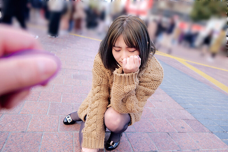 素人美少女とリモコンバイブお散歩 5 ーSBY区編ー「もう我慢できません…//」人混みの中ビクビク震えてイキまくってしまう女子たち!人生初の羞恥プレイでまさかのエロスイッチオン!車移動中も大胆カーオナニー!最後は近くのスタジオで心行くまで生セックス!