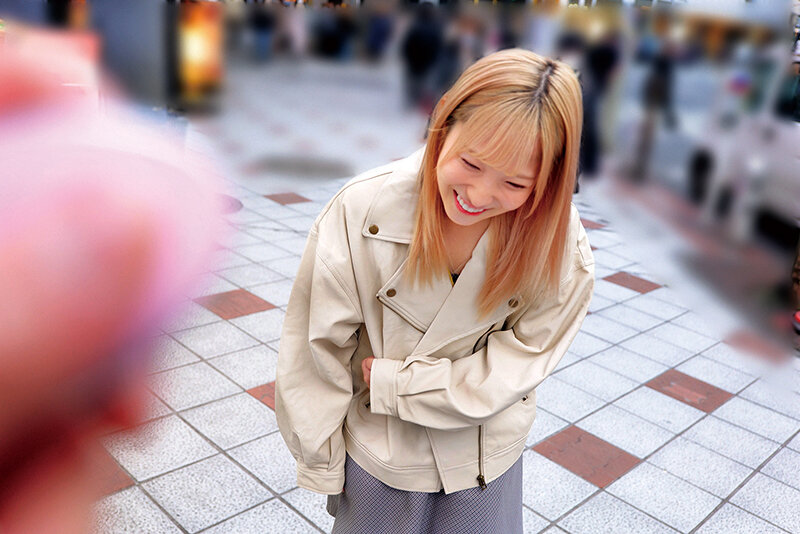 素人美少女とリモコンバイブお散歩 5 ーSBY区編ー「もう我慢できません…//」人混みの中ビクビク震えてイキまくってしまう女子たち!人生初の羞恥プレイでまさかのエロスイッチオン!車移動中も大胆カーオナニー!最後は近くのスタジオで心行くまで生セックス!