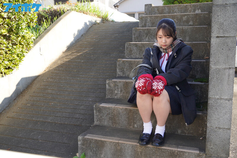 おやじの媚薬凝縮ザーメン膣奥大量注入! ヤリ部屋軟禁キメセク輪● 中出しされればされるほど快感倍増エンドレスアクメ! 二葉エマ