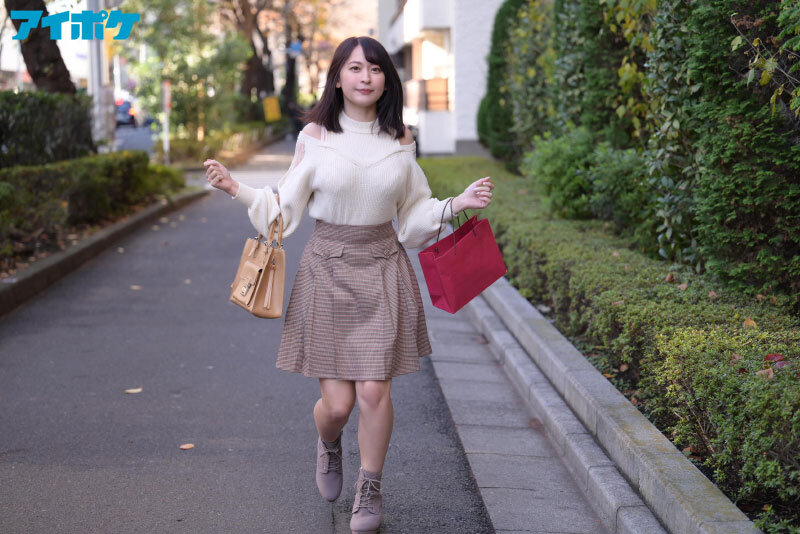 即勃たせてくれるアゲまん 呼べば即舐め 絶倫フェラチオが~るふれんど。 梓ヒカリ