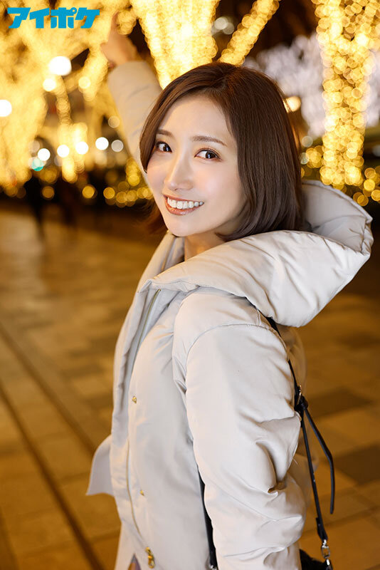 クリぼっちダメ絶対!! クリスマスを一人で過ごす寂し男性を逆ナンしエッチなクリスマスSEXプレゼント 逆ナンドキュメンタリー ガチクリスマスに強行ロケ 加美杏奈