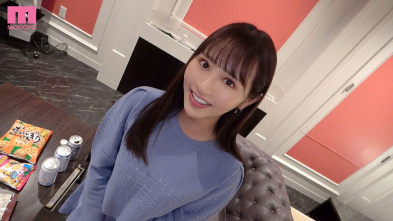 デビュー3周年記念企画!地元の大阪で初恋相手と!逆ナンと!AVデビュー男優と!凱旋SEX旅行スペシャル!! 小野六花