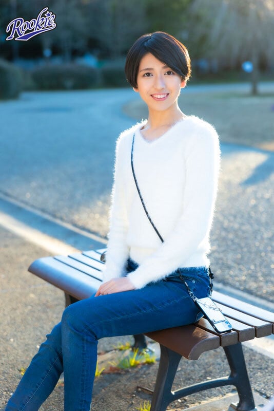 ボーイッシュ地味娘の究極エゴマゾSEX ショートカット少女がS男にグッチャグチャにされてヘロヘロアへ顔になるまでとにかくイキまくる! 水谷梨明日