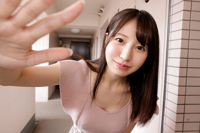 【VR】隣に住む清楚系お姉さんの家から毎日のようにエッチな声が聞こえてくる!ある日「助けてほしい」と言われてから、ボクはお姉さん専用の射精中出しチ○ポになった! 莉央