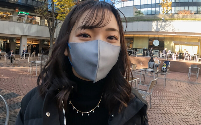 爆発奥さん これぞ王道エロティック クイーン オブ ザ おっぱい! 満たされたい美巨乳剛毛妻の末路 鈴木真夕
