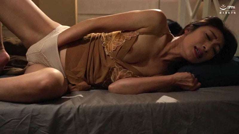 夫に内緒で義父に頼んだ妊活 小早川怜子