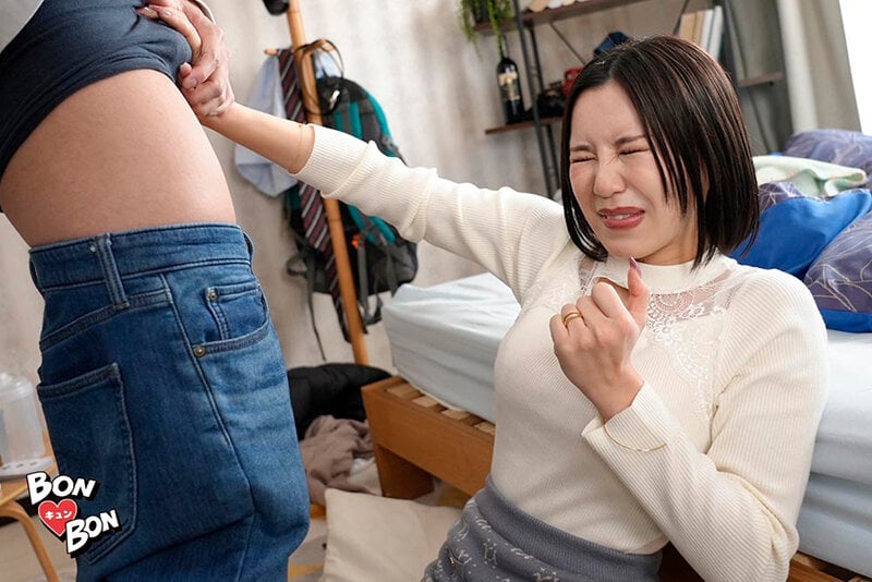 SNSで拾い画に騙されて初対面の精子脳にどちゃくそ突かれて絶倫中出しされた私 藤子みお