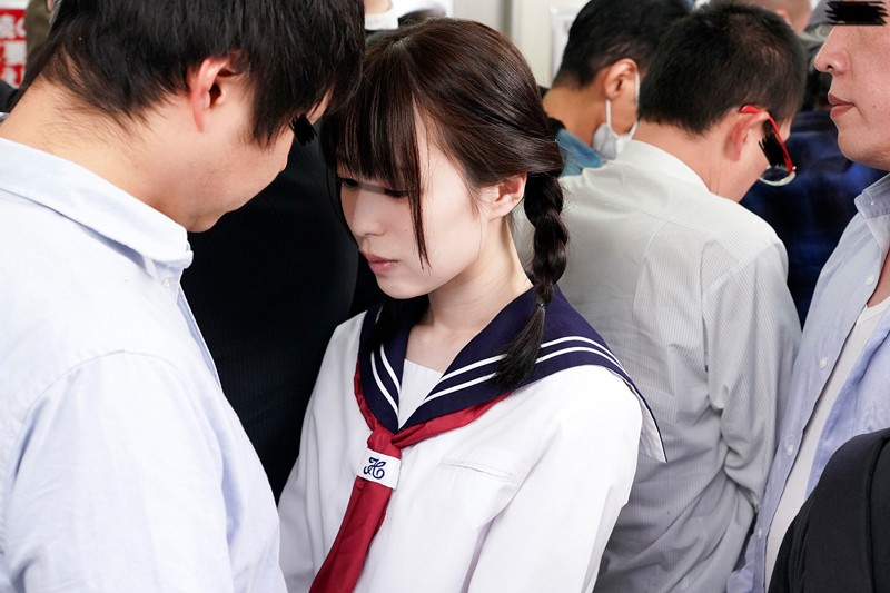 痴●を断れず濡れてしまう敏感女子○生を何度もつま先立ちバックでイカせまくる