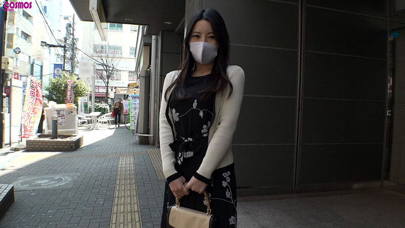 夫に内緒で他人棒SEX 「実は主人の精液も飲んだことないんです」30歳すぎて初めての精飲 ワインソムリエ妻のザーメン品評会 ゆきのさん31歳