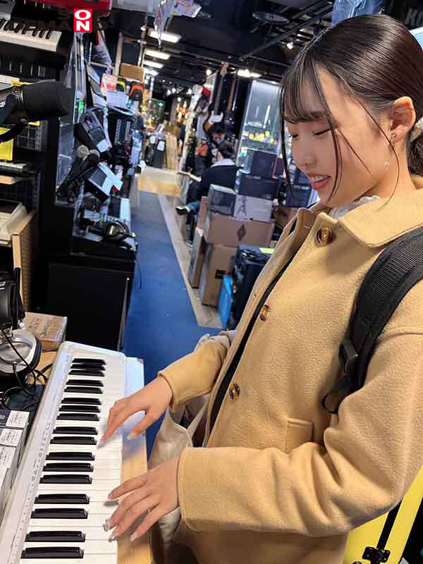 【初撮り】【中出し了承】経験人数1人。現役音大生あすかちゃん 19歳 責められ願望アリ!M気質なあすかちゃんに執拗なおもちゃ責めと生ハメ激ピスで初中出しGET