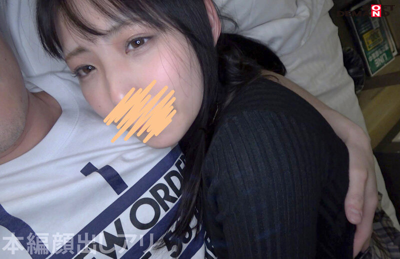 【初撮り】※1本限定、マスクあり エロマンガ乳Eカップの地方国立大生。実家住みのおとなしめ女子は押しに弱いむっつり敏感娘。地元でドキドキAV撮影!人生初の生中だし。 りつちゃん 20歳