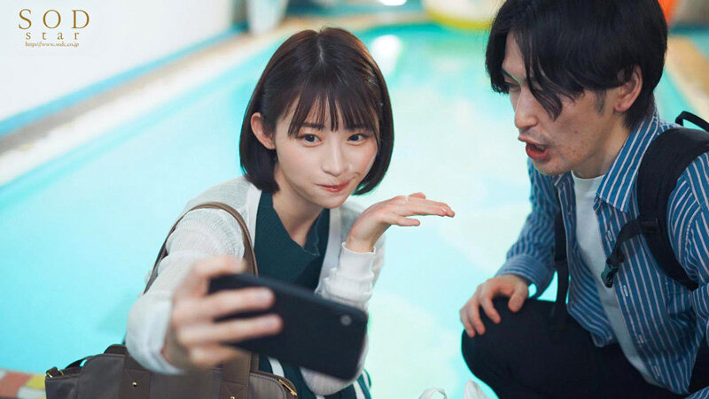 【夏といえば水着!SODstar全員ビキニ祭】彼氏にデートをドタキャンされた先輩から突然の呼び出し!後輩の僕を一日中連れ回し当てつけベロチュウ&ヤケクソ杭打ち騎乗位 宮島めい