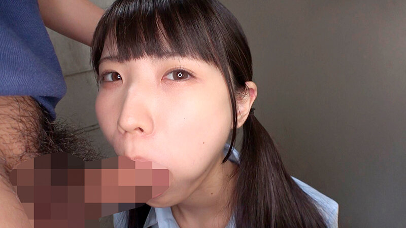 美乳露出 胸チラ誘惑でフル勃起させる美少女Aカップちゃん