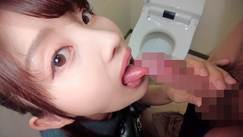 精飲観光 口内にザーメン含んでお口くちゅくちゅ♪ごっくん散歩 まゆ（24）