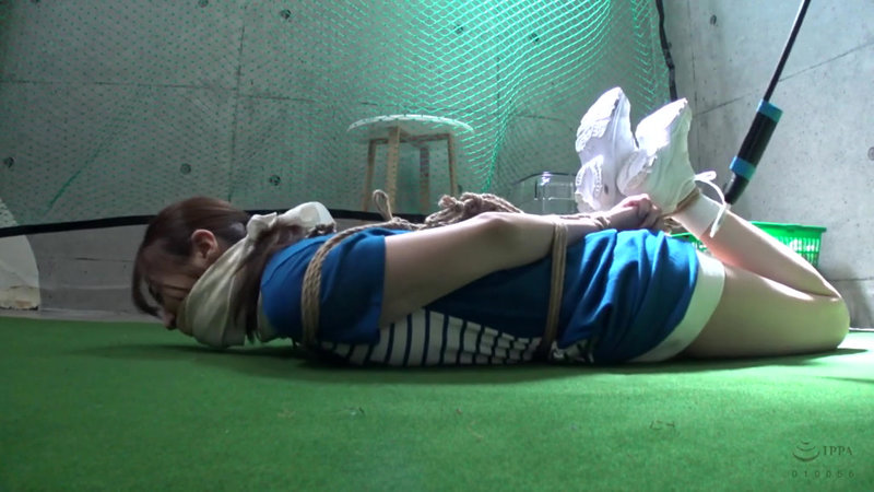 股縄DID着衣緊縛 ロープで縛られ苦しみ悶える女3