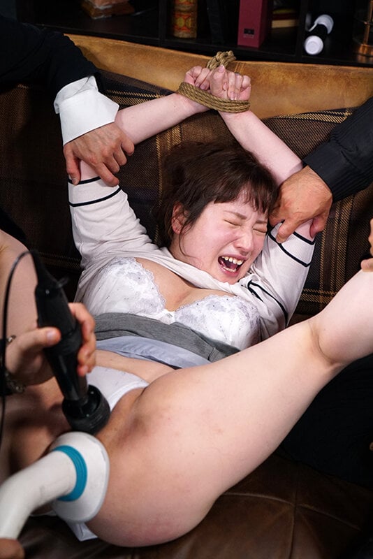 人妻拷問アクメ 官能悲劇 Part-1 愛する夫を守るため豊潤な肉体を嬲り尽くされた女 永田莉雨