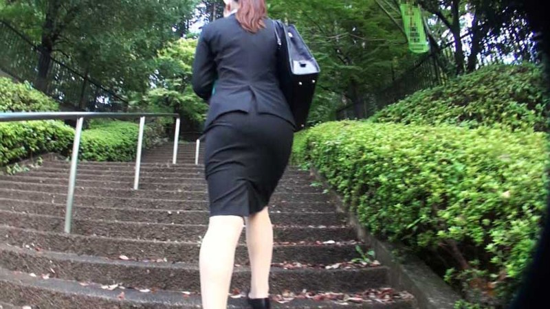 巨乳初撮り中出し専用就活学生 児島咲