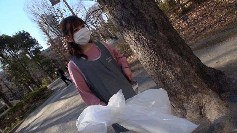 ガチナンパ！ 初々しい新人保育士さん童貞チ○ポに赤面興奮！ 母性と性欲が溢れて筆おろしSEX 中出し10発！合計17発！