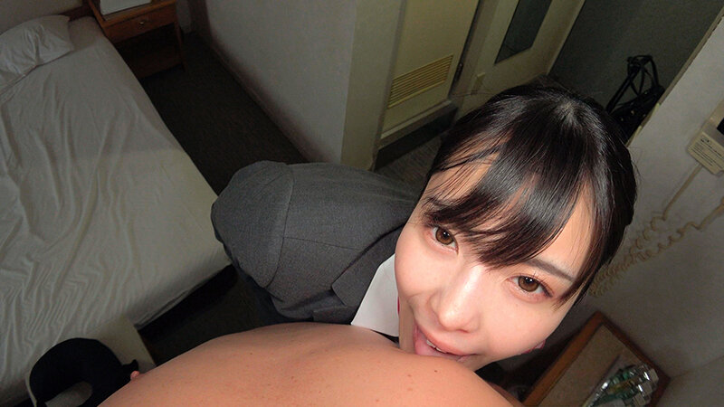 すんごいカラダの絶倫CA≪27才≫を30日間以上禁欲させた結果…フライト帰りはSEXモンスター チ○ポ貪りゴム無し4本番エロス剥き出し温泉旅行