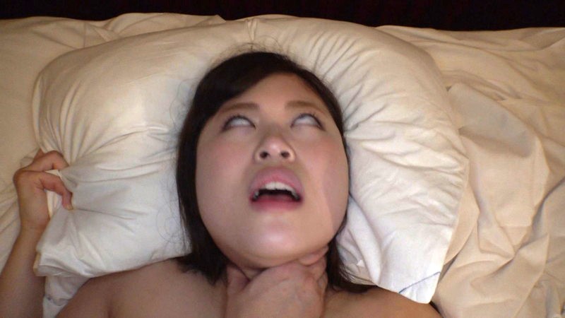 令和最強の性欲モンスターあやか しかも現役ナース 淫獣制圧!メッタ突き中出し輪●