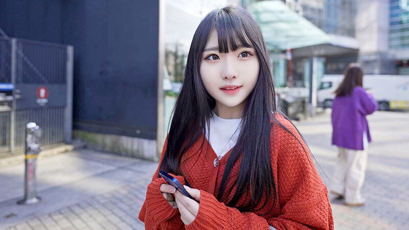 素人女子大生【限定】くるみちゃん22歳 毎日男遊びを繰り返す超過激清楚系ビッチJD 獲物を狩る目をしながらチンポしゃぶり自ら中出しを懇願!!