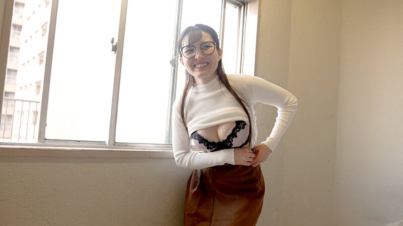 地味眼鏡巨乳たちの同人ハメ撮り Vol.1