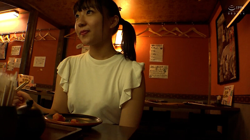 地元石川ではセフレ8人囲っている奥様！東京でもセフレ探して腰を振りイキまくるド淫乱奥様！