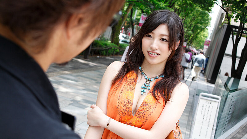 素人ナンパドキュメント 服の上からでもわかる膨らみ＆可愛さMAX！美巨乳女子36人8時間Party2