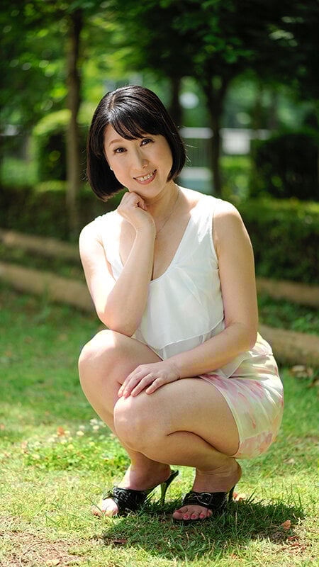 ショートヘアーのおばさん スッキリ清潔感!清清しい性格!さわやか美熟女とギャップがエロい濃厚エッチ(ハート)12人240分3