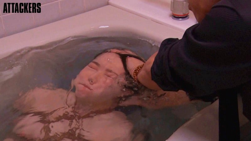 おさな妻、無残。 宮沢ちはる