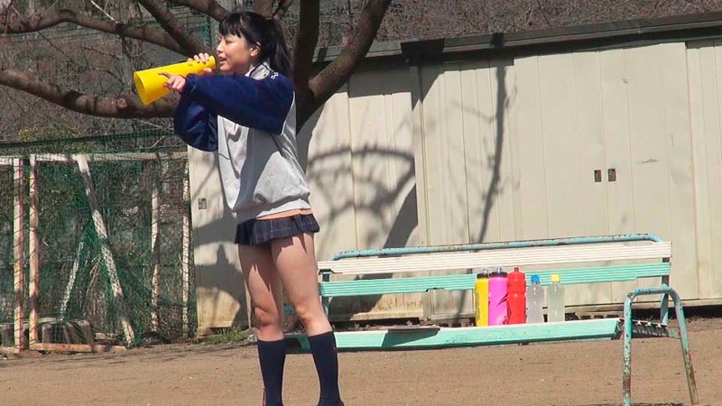 サッカー部マネージャーの女子校生と SNSで知り合ったキ○ガイ男との変態記録！！ 小山田まい