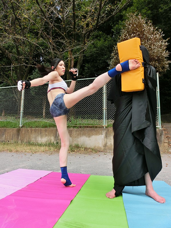 喉奥鬼調教 格闘女子完敗編 山咲あすか