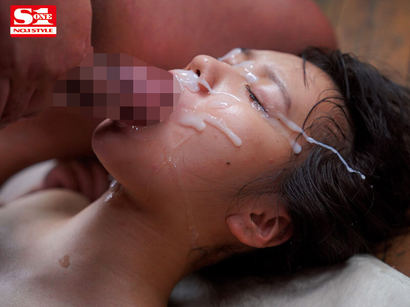 この美しい顔へ精子ぶっかけたい!過去最大246発射!怒涛の顔面射精ラッシュBEST