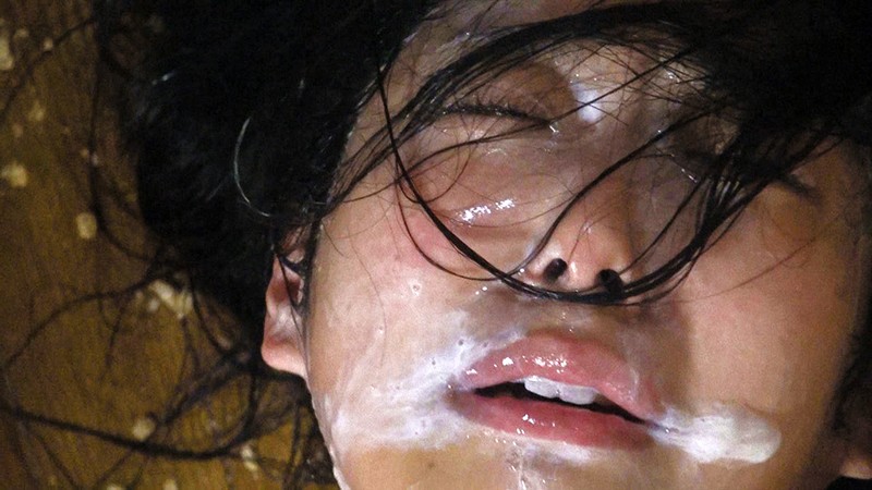 冷蔵庫いもーと ほーる 妹を冷蔵庫に閉じ込めたら、彼女は凍えてただの「穴」になってた。 前乃菜々