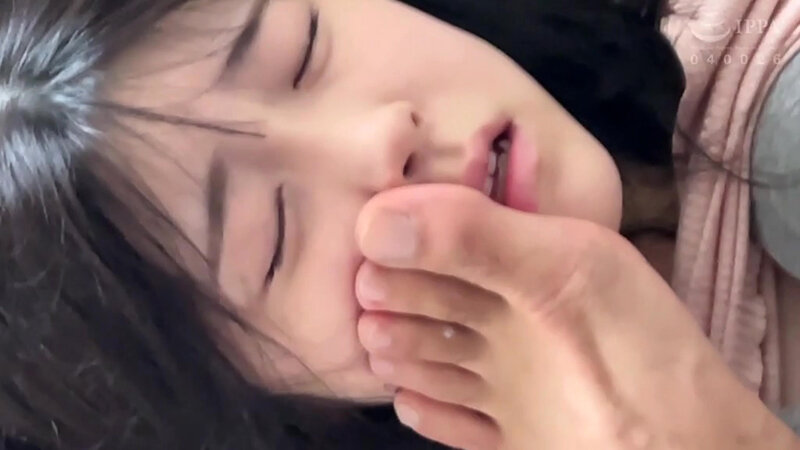 通電ショック洗脳実験 あの子の病んだ心を解放できるのは僕の電気ショックだけ。 皆瀬あかり