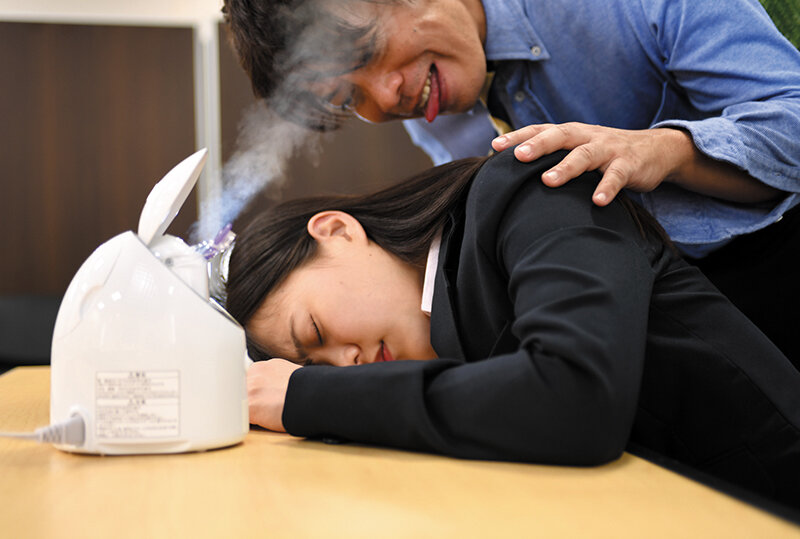 新商品に仕込まれた罠 あの女を犯したい… 「挿れたかったんだぁ～俺の肉棒」