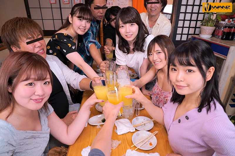 【VR】HQ超絶MAX高画質! 某有名私立大学 ネットで噂の○○サークル学園祭打ち上げ! 田舎者の普通男子のボクが酔っぱらった女の子達に異常にモテまくるハーレム飲み会模様を勝手にVR化