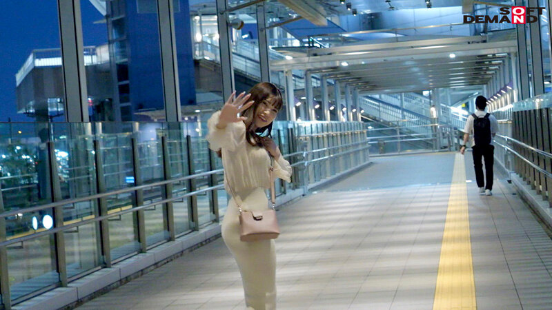 【初撮り】恥じらいながらもHに興味津々な名古屋在住の現役女子大生。 SEXに興味津々で自らAV出演志願をしてきた現役女子大生と平日昼間のアポでさくっとその日にSEXしちゃいました。 なな 21歳 林七菜