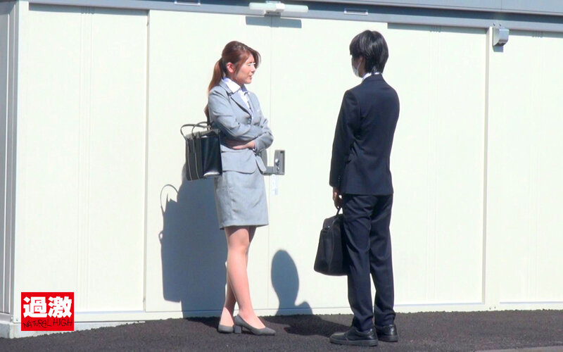 侵入者の勃起チ○ポをいきなりアナルに突っ込まれ絶叫するが徐々に気持ちよくなり肛門イキしまくる美尻女3