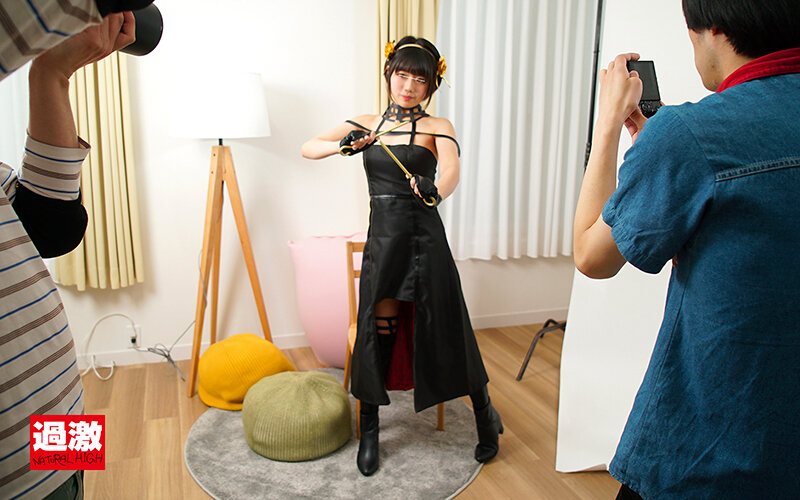 ぶっかけ個撮サークル アイドル志望の生意気少女を6P姦で精子好きドMに躾けてやりまくる