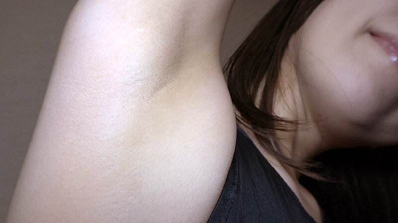 美咲かんな 濡れてテカってピッタリ密着 神競泳水着 可愛い女子の競泳水着姿をじっとりと堪能!着替え盗撮から始まり貧乳から巨乳にパイパン、ハミ毛、ジョリワキ等のフェチ接写やローションソーププレイや競泳水着ぶっかけ等を完全着衣で楽しむAV