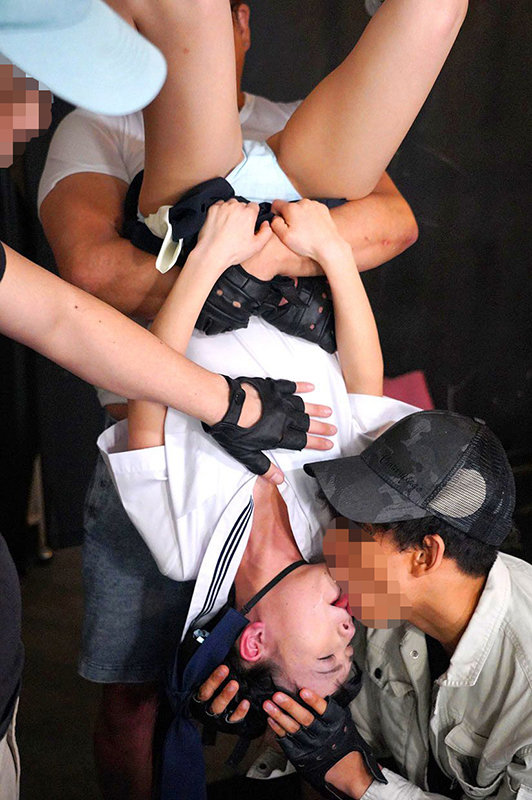 ネズミ講式非道の連鎖!下校中のお嬢様学校の女子○生!巻き添えレ●プ!「自分だけ不幸だと明日から学校行けないよね?嫌いな子をもっと酷い目に合わせちゃいなよ?」と、表面上は仲良しだけど、心の底ではクソ嫌いな‘自称親友’を呼び出させ首絞め!