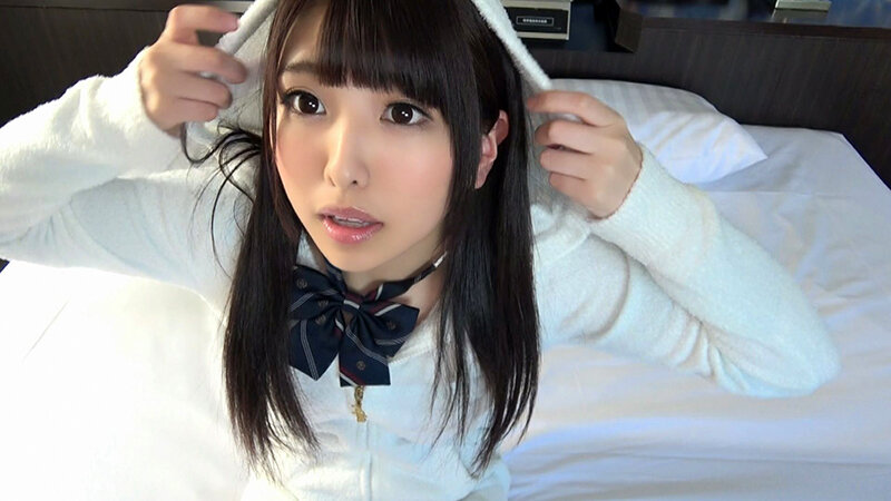 清楚です。嘘です。Hです。 1番売れた素人女子校生を知っているか？ とろける女子校生 sweet